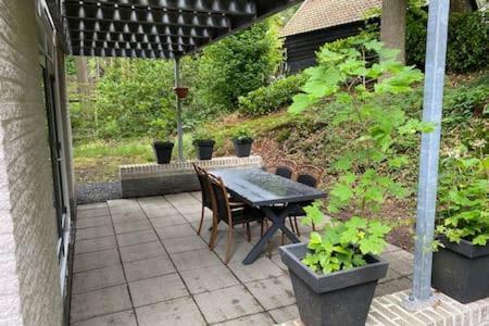 Holiday home Huize Nuwenspete